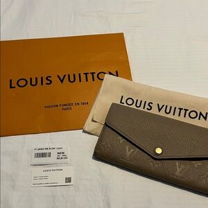 Louis Vuitton Touterelle Beige Monogram Wallet